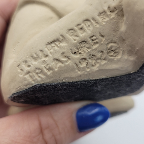 Vintage Austin Productions baby sculpture by Sculptured Treasures Inc. 1982 - Picture 7 of 7